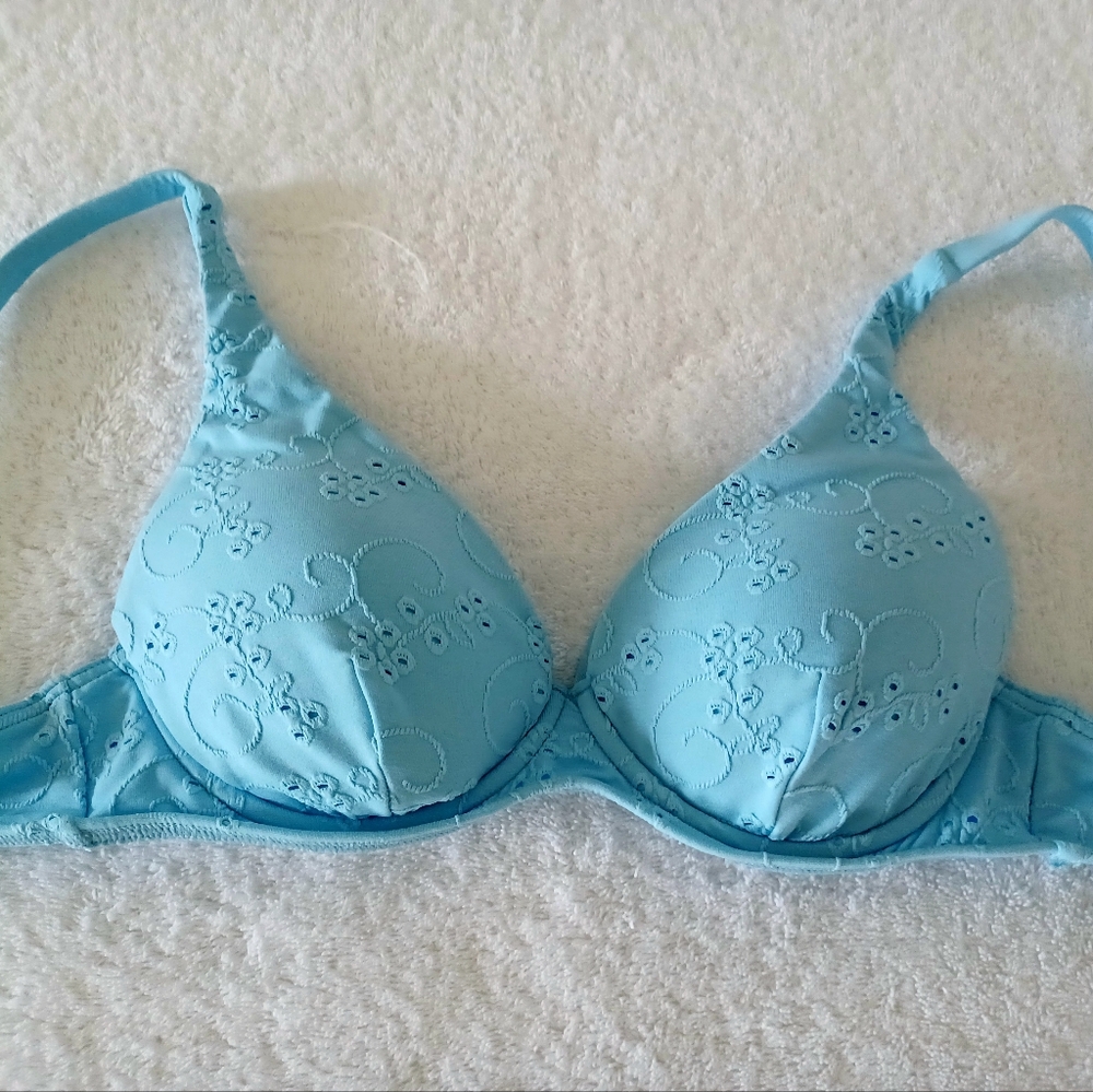 VENUS Light Blue Embroidered Bikini Top, Size 32C/34B/36A